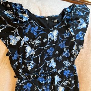 Maxi, side slits on both side